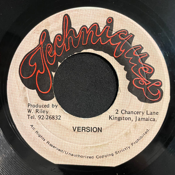 COURTNEY MELODY [Bad Boy]