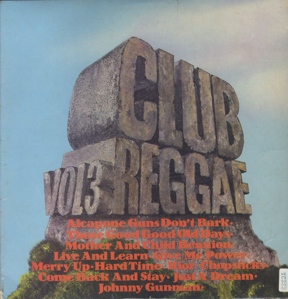 V.A. (THE UNIQUES. KING IWAH. SLIM SMITH...)  [Club Reggae Vol 3 ]