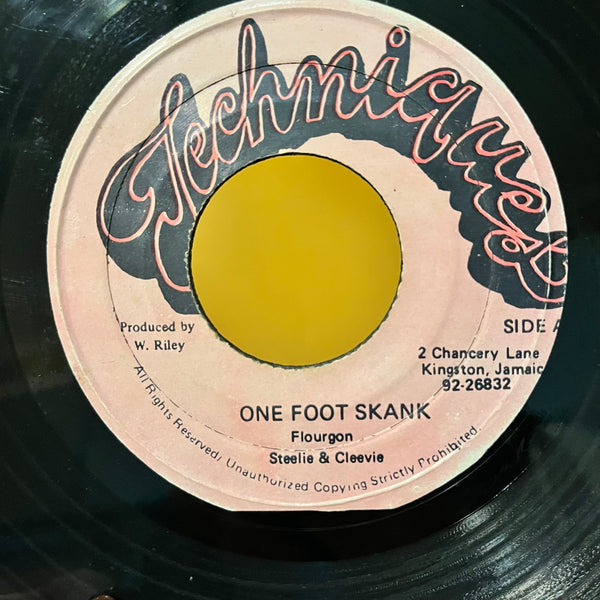 FLOURGON [One Foot Skank]