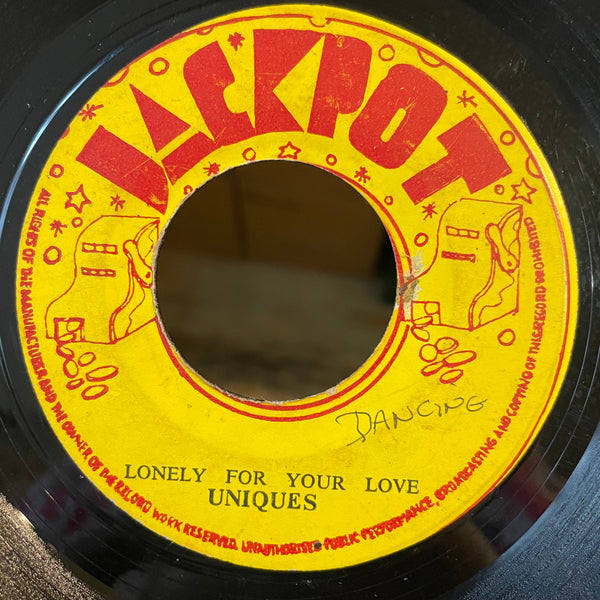 AGGROVATORS / UNIQUES [Joe Lewis / Lonely For Your Love]