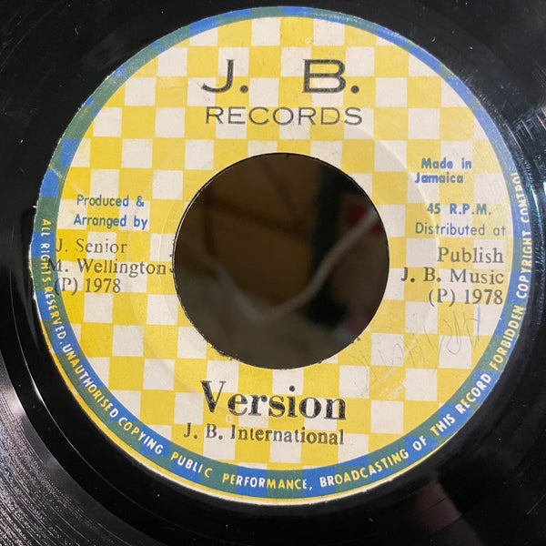 CRUCIALS [Them Want I ]