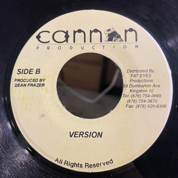 DA'VILLE [Spread Your Love]