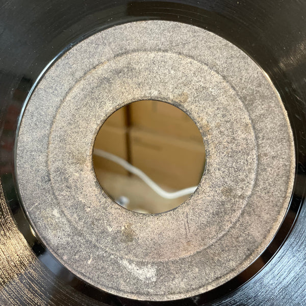 JOHNY CLARKE [Peace And Love In The Gehtoo]