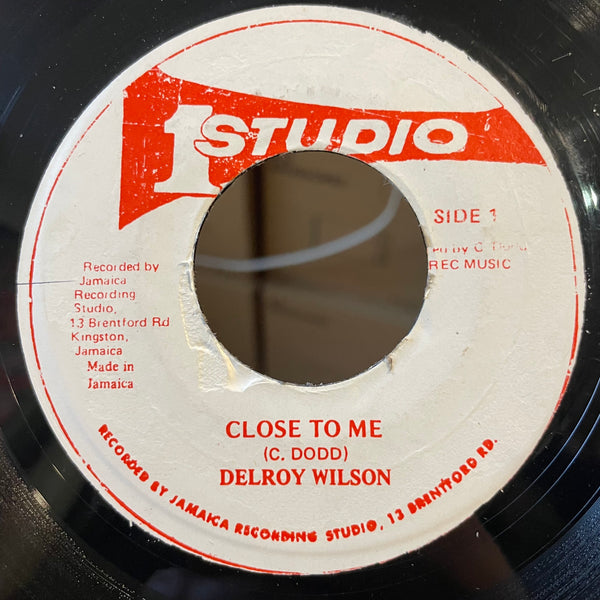 DELROY WILSON / SOUL BROS [Close To Me / Hi Life]