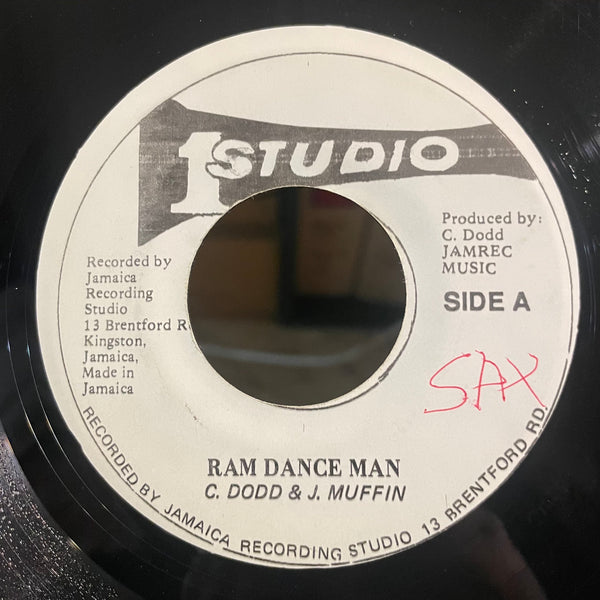 J. MUFFIN & C. DODD / THE CITY SLICKERS [Ram Dance Man / Twist Walk]