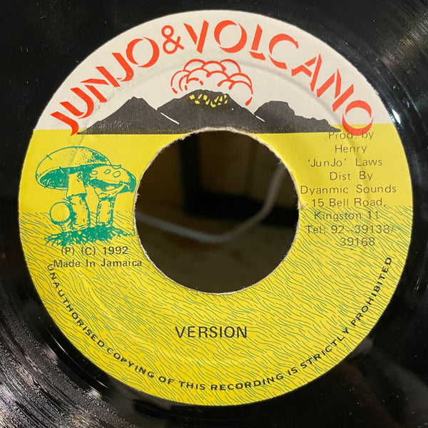 JOHN HOLT [Be Close To You]