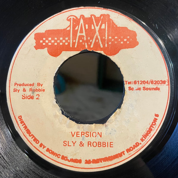 INI KAMOZE [Call A Taxi For Me]