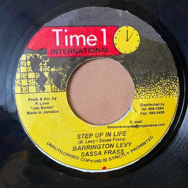 BARRINGTON LEVY & SASSAFRASS [Step Up In Life]