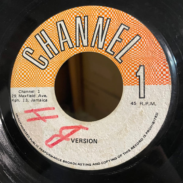 MIGHTY DIAMONDS [Back Weh]