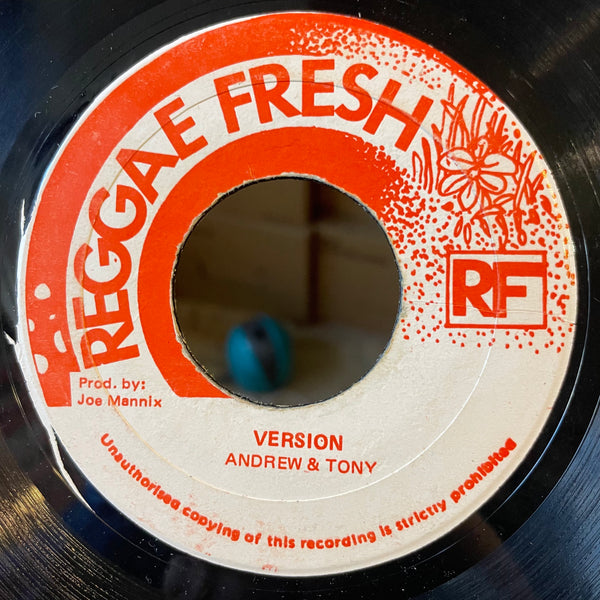 HOGA THUNDER & THE JAY TWINS [Right Time Now]