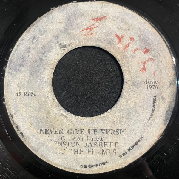 WINSTON JARRETT & THE FLAMES [Never Give Up The Fight]