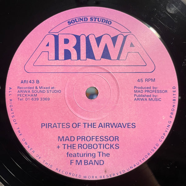 SLIM LYNTON / MAD PROFESSOR+THE ROBOTICKS [Falling In Love / Pirates Of The Airwaves]