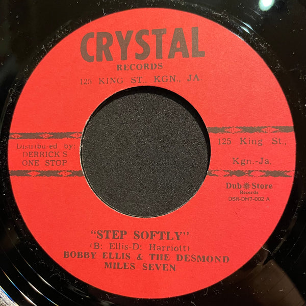 DERRICK HARRIOTT / BOBBY ELLIS  [Walk The Street / Step Softly ]