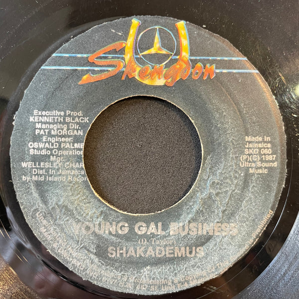 SHAKADEMUS [Young Gal Bussiness]