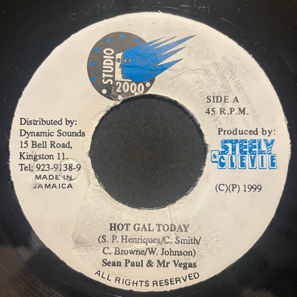 SEAN PAUL & MR. VEGAS [Hot Gal Today]
