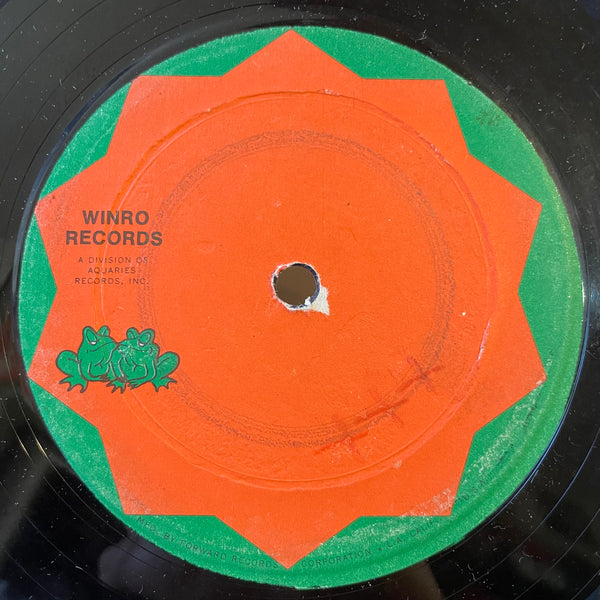 SILVERTONES / FREDDY MACKAY [Young In Heart / Love Is A Treasure]