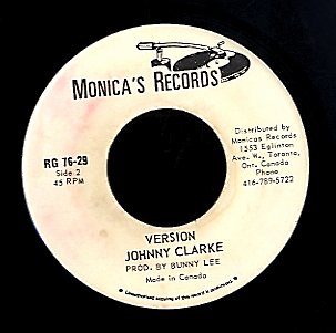 JOHNNY CLARKE [Satta Mas A Ganna ]