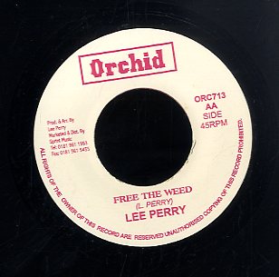 LEE PERRY [Roast Fish & Corn Bread / Free The Weed]