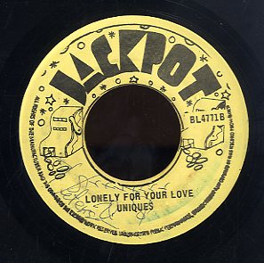 AGGROVATORS / UNIQUES [Joe Lewis / Lonely For Your Love]