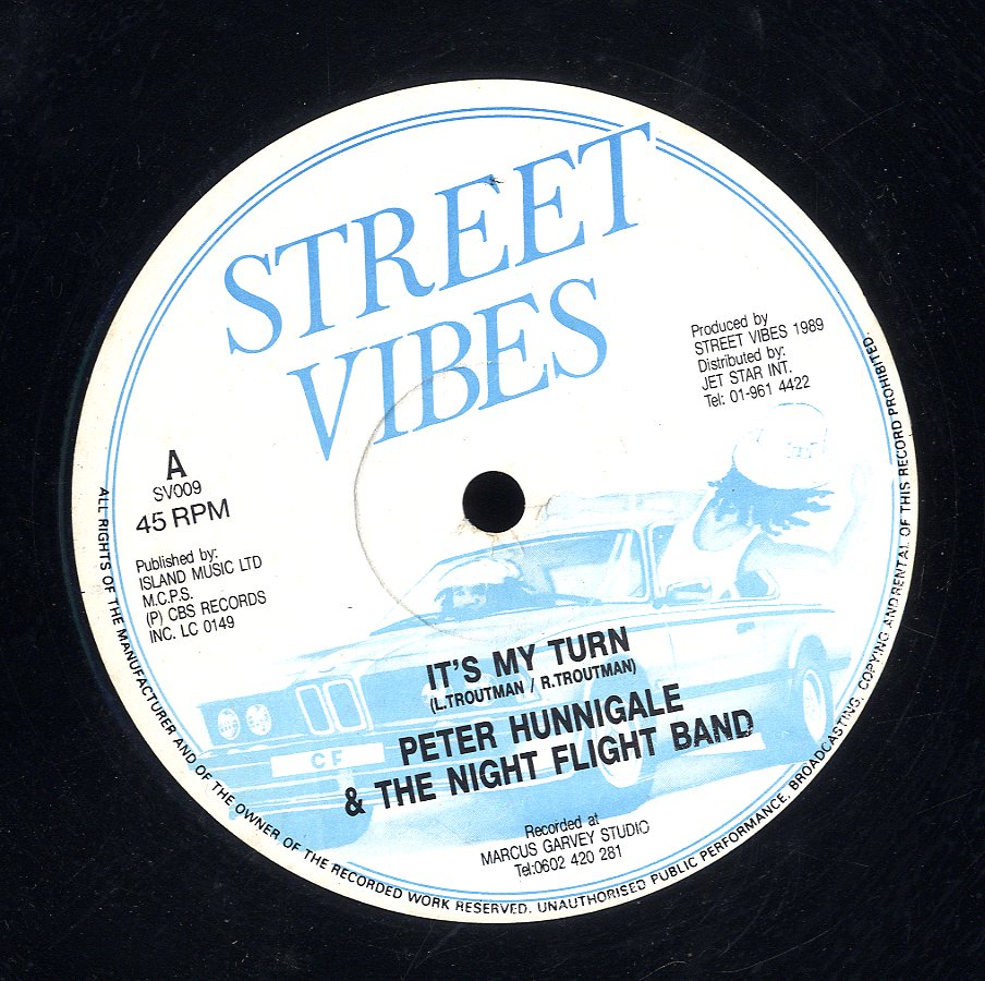 PETER HUNNIGALE & THE NIGHT FLIGHT BAND [It's My Turn]