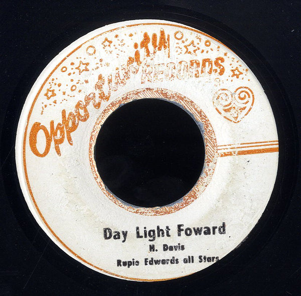 H. DAVIS [Day Light Forward]