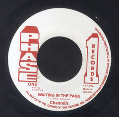 CHANTELLS [Waiting In The Park]