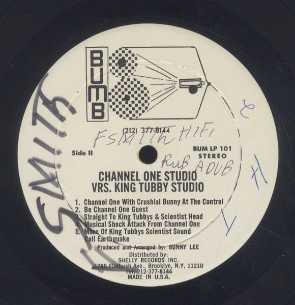 KING TUBBY VERSES CHANNEL ONE [King Tubby Studio Verses Channel One Studio]