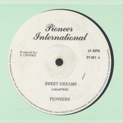 THE PIONEERS [Sweet Dreams / Everybody Plays The Fool]
